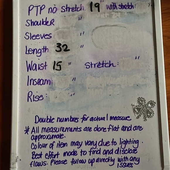 Dahlia white and black L lined dress with buttons on sleeves & contrasting trim - Picture 9 of 9